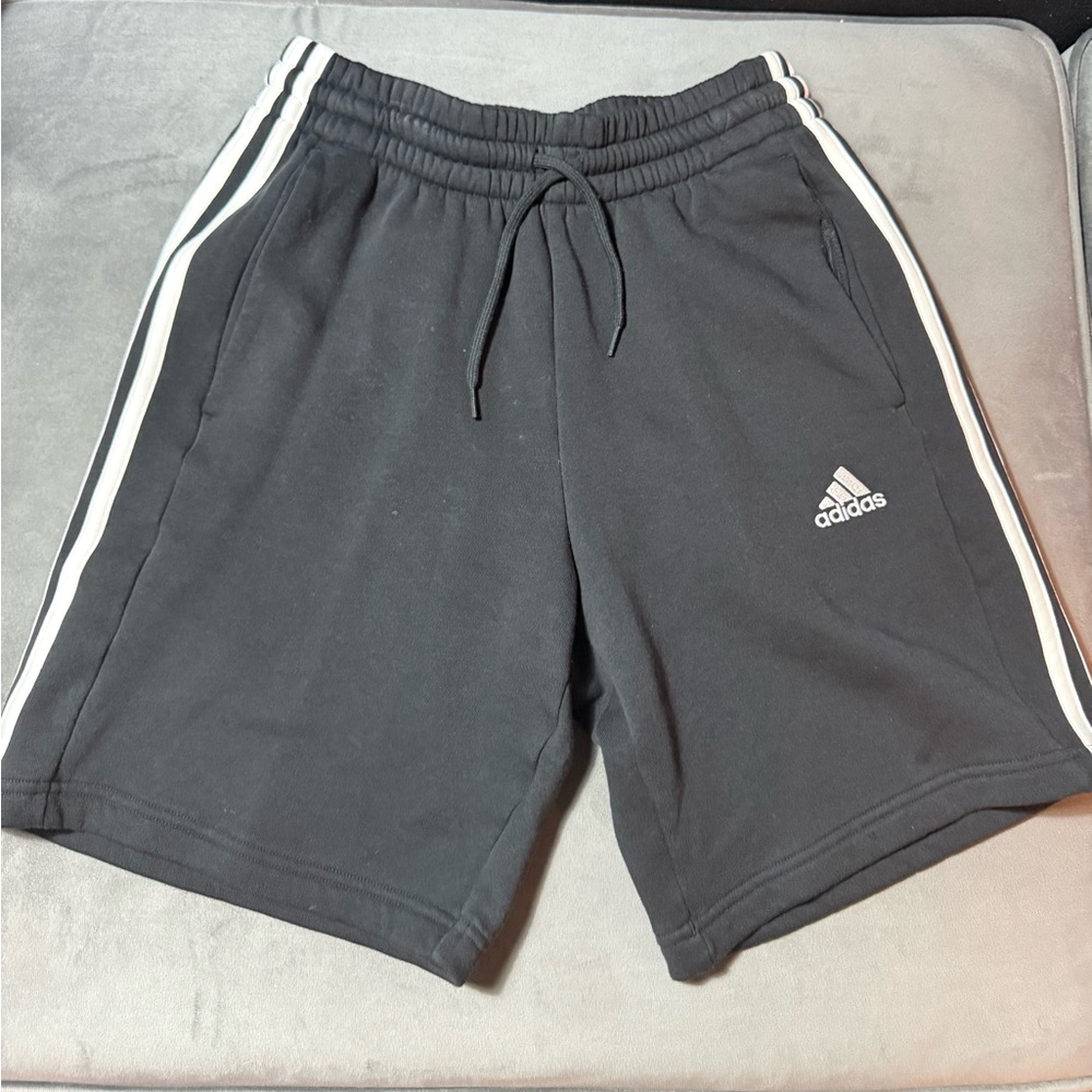 adidas Men's Essentials Fleece 3-Stripes Shorts (Black)